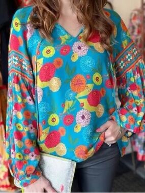 Emily Lovelock Anthropologie bright Teal bouquet floral print Emma Blouse